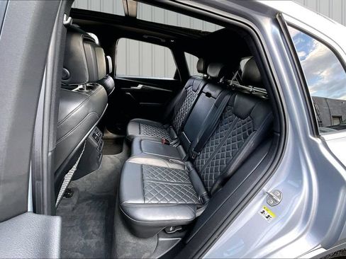 Used 2023 Audi SQ5 Premium Plus w/ Premium Plus Package AWD/4WD image 22
