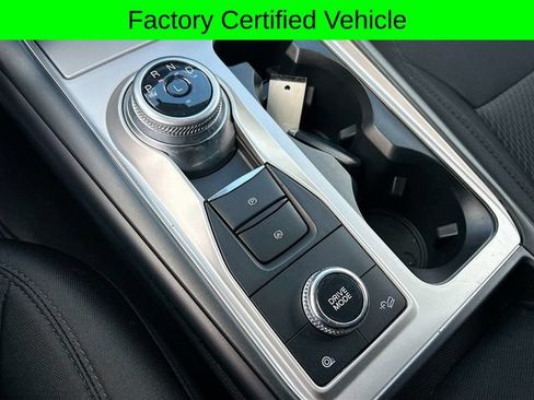 Certified 2022 Ford Explorer XLT w/ Class IV Trailer Tow Package AWD/4WD image 23