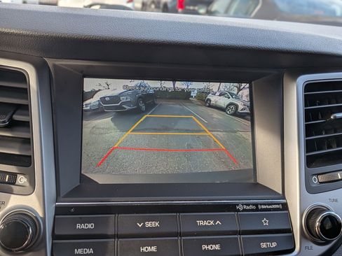 Used 2018 Hyundai Tucson Sport image 28