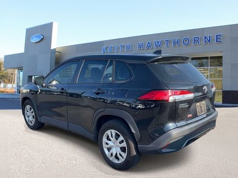 Used 2024 Toyota Corolla Cross L FWD image 5