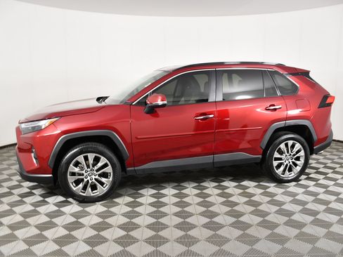 Used 2022 Toyota RAV4 Limited w/ Limited Grade Weather Package AWD/4WD image 9