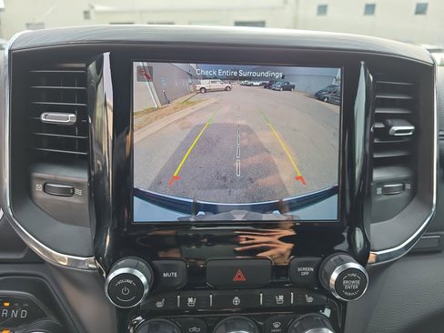 Used 2024 RAM 1500 Laramie image 26