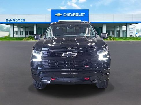 Used 2026 Chevrolet Silverado 1500 LT Trail Boss w/ Safety Package AWD/4WD image 2