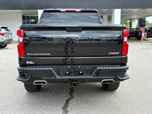 Certified 2022 Chevrolet Silverado 1500 RST w/ Safety Package AWD/4WD image 4