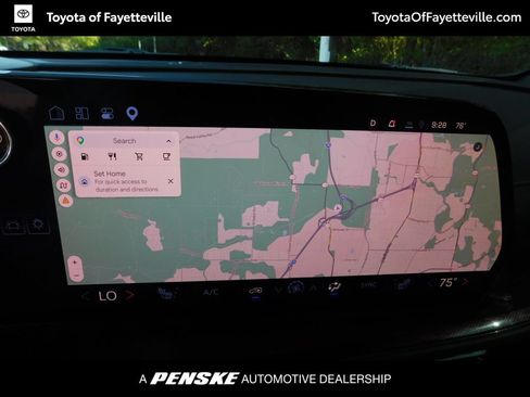 Used 2026 Chevrolet Traverse Z71 w/ Driver Confidence Package AWD/4WD image 9