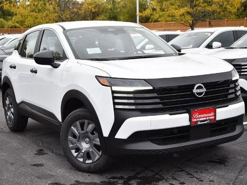 New 2026 Nissan Kicks S image 2