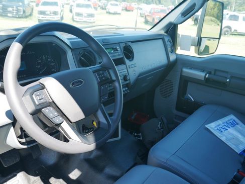 New 2025 Ford F750 2WD Regular Cab Super Duty image 9