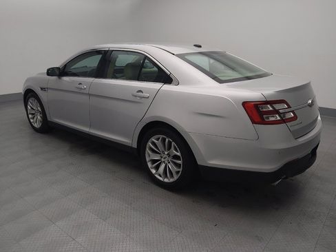 Used 2016 Ford Taurus Limited image 3