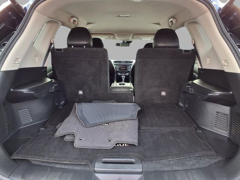 Used 2020 Nissan Rogue SL image 26