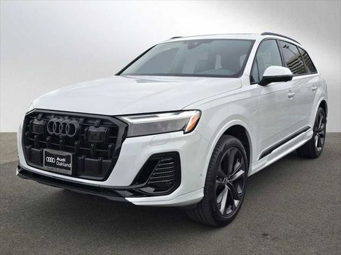 Used 2025 Audi Q7 3.0T Premium Plus w/ Premium Plus Package image 7