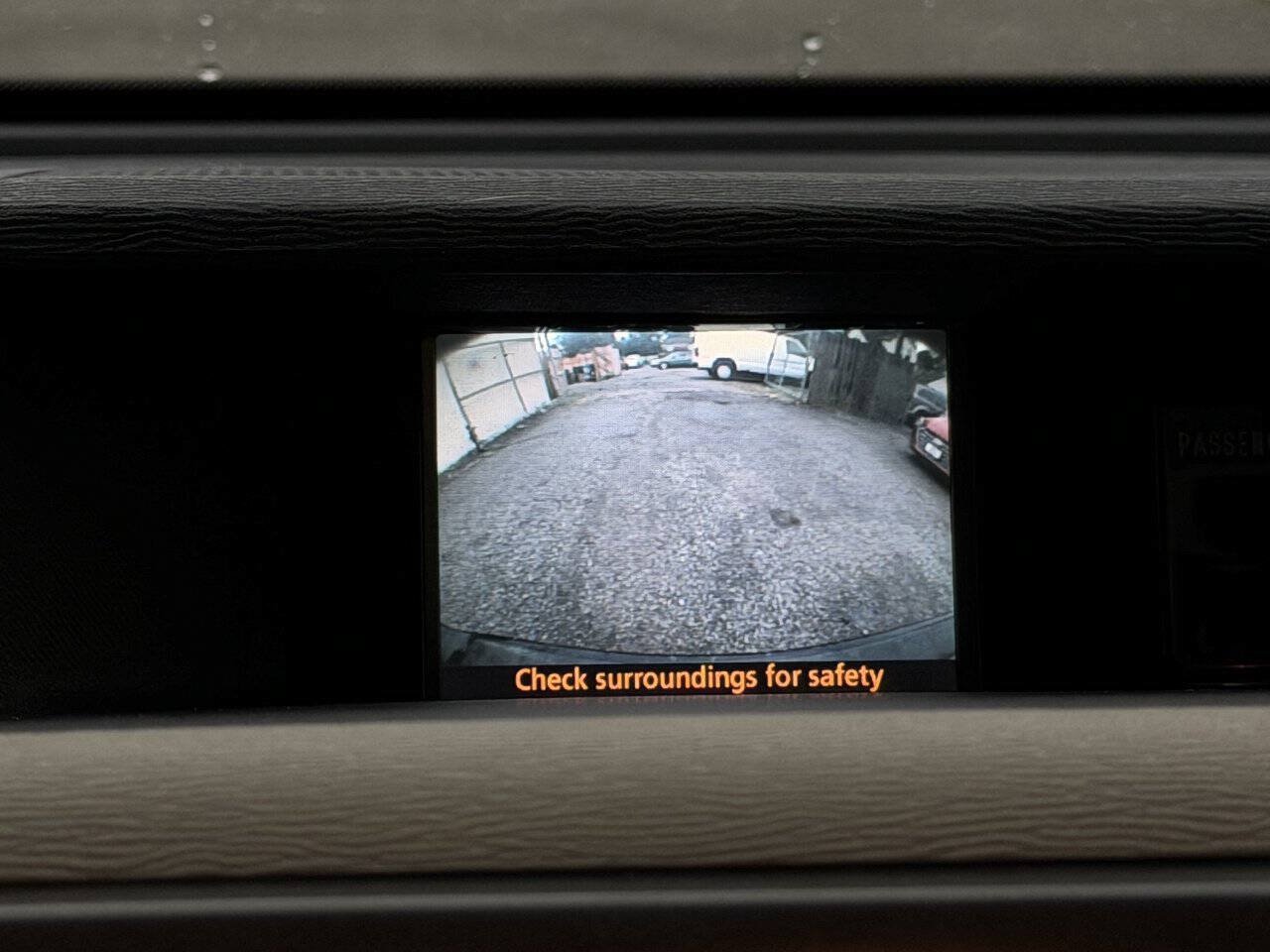 Used 2011 Toyota Sienna XLE FWD image 14