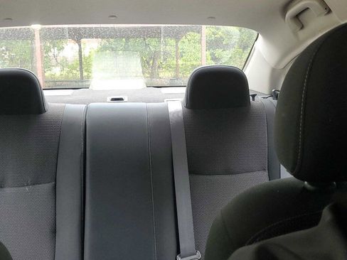 Used 2019 Nissan Sentra S image 31