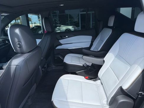 Used 2025 Chevrolet Traverse High Country w/ LPO, Floor Liner Package FWD image 7