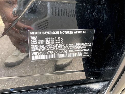 Used 2024 BMW i7 eDrive50 RWD image 17
