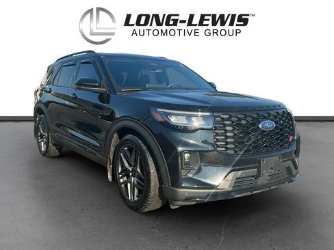 Used 2025 Ford Explorer ST AWD/4WD image 10