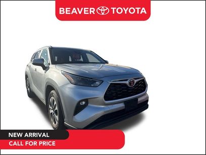 Used 2024 Toyota Highlander XLE