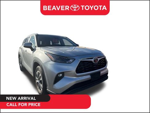 Used 2024 Toyota Highlander XLE image 1