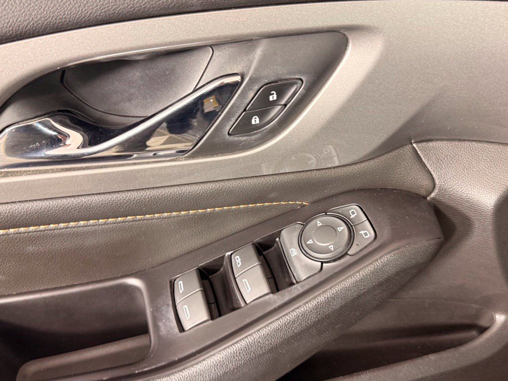Used 2019 Chevrolet Traverse RS w/ LPO, Floor Liner Package FWD image 25