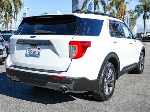 Used 2022 Ford Explorer XLT w/ Equipment Group 202A image 11