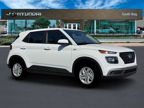 New 2026 Hyundai Venue SE image 10