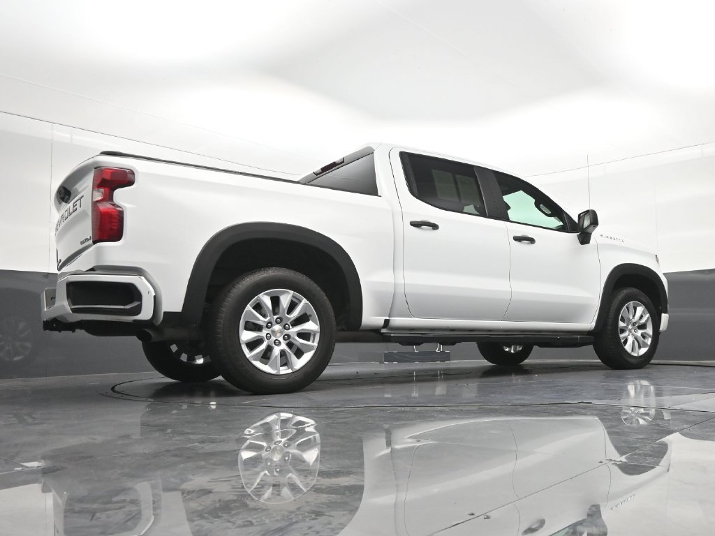 Used 2024 Chevrolet Silverado 1500 Custom RWD image 29