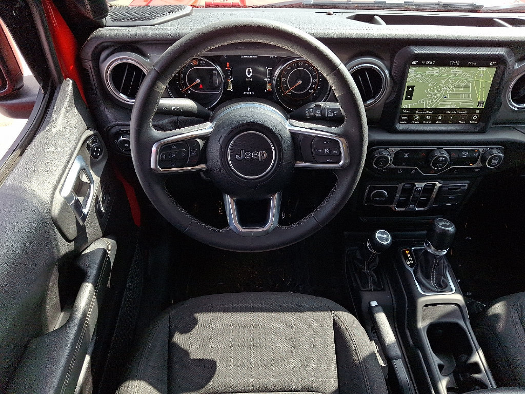 Used 2023 Jeep Wrangler Unlimited Sahara AWD/4WD image 11