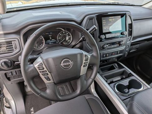 Certified 2024 Nissan Titan SV w/ SV Convenience Package image 15