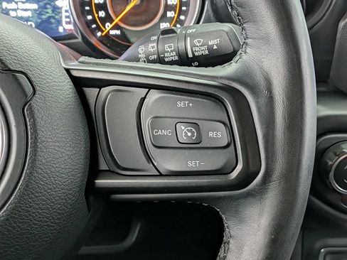 Used 2021 Jeep Wrangler Unlimited Sport AWD/4WD image 25