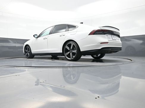 Certified 2023 Honda Accord Sport image 31