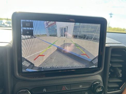 Used 2023 Ford Bronco Sport Badlands image 12