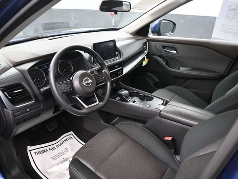 Used 2022 Nissan Rogue SV FWD image 22