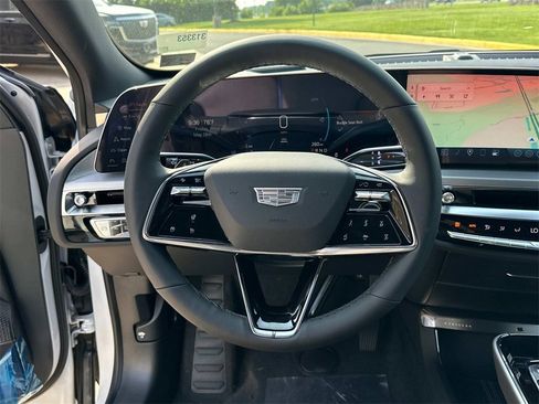 New 2025 Cadillac Lyriq Sport image 19