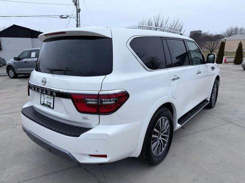 Used 2024 Nissan Armada SL w/ Captain's Chairs Package image 6
