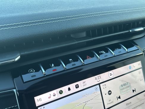 Used 2023 Jeep Grand Cherokee Limited image 83