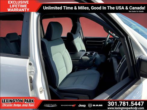 Used 2023 RAM 1500 Big Horn AWD/4WD image 29