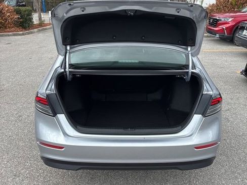 Used 2025 Honda Accord SE image 7