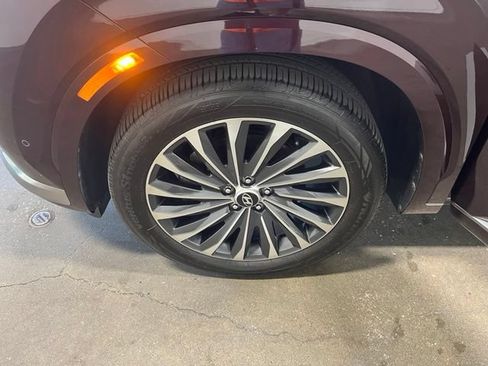 Used 2024 Hyundai Palisade Calligraphy FWD image 31