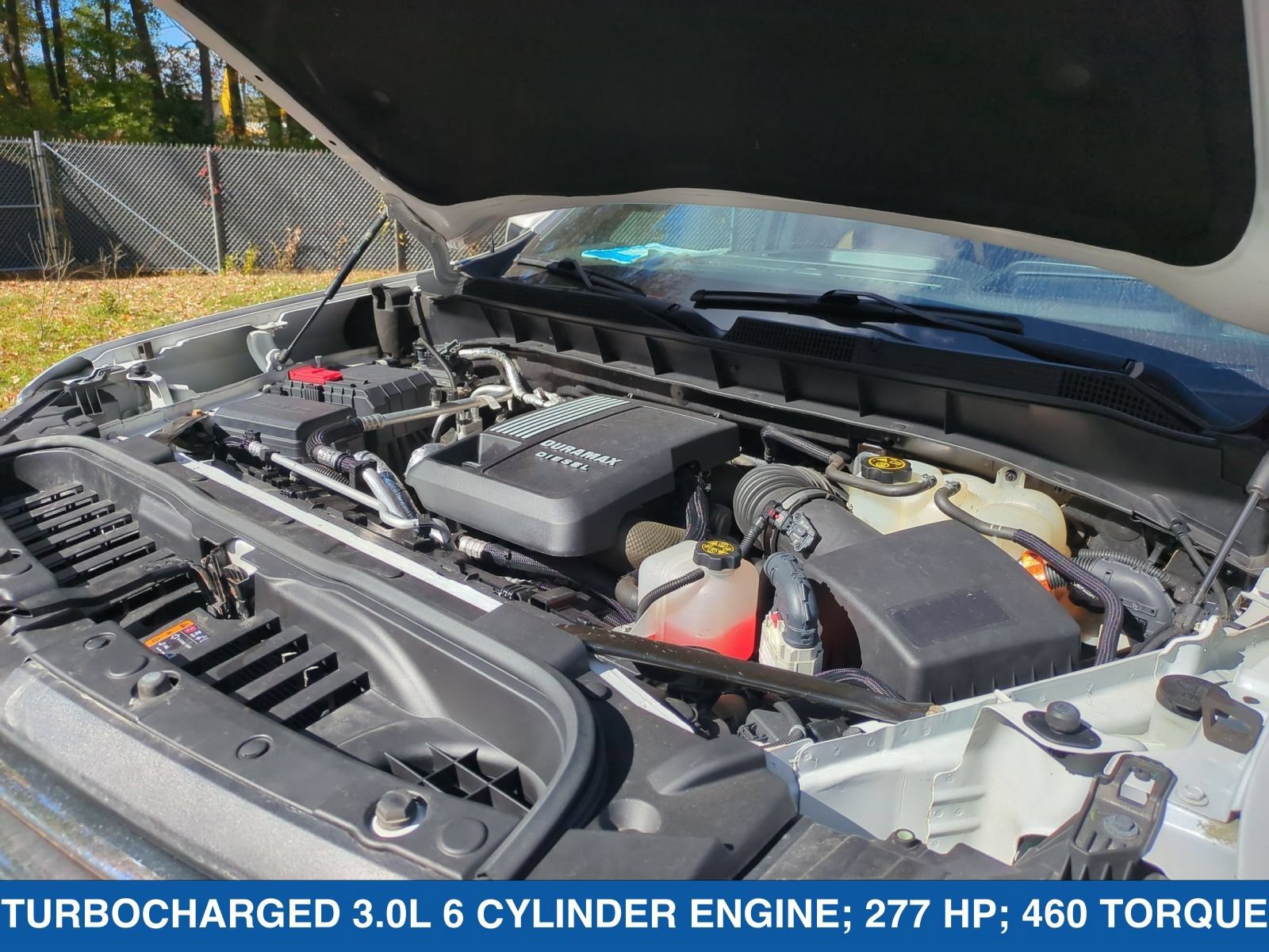 Used 2020 Chevrolet Silverado 1500 High Country w/ Technology Package AWD/4WD image 39
