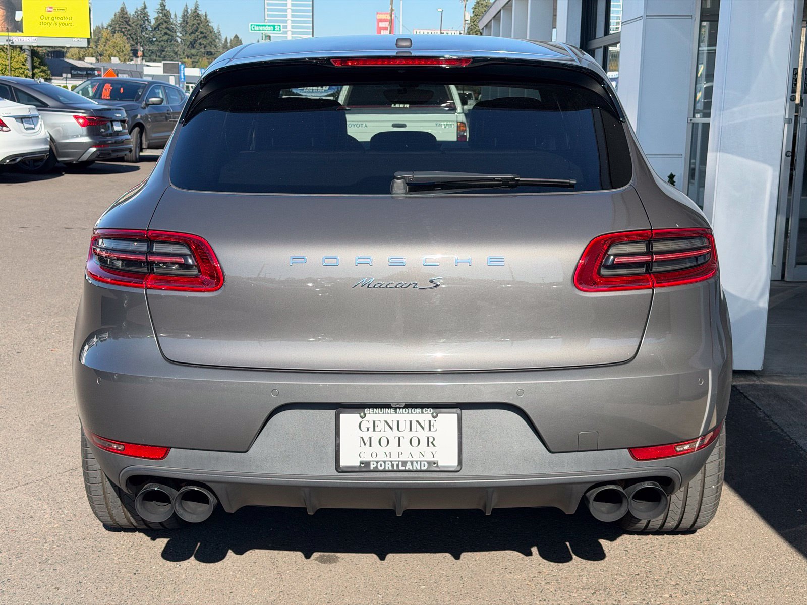 Used 2016 Porsche Macan S AWD/4WD image 4
