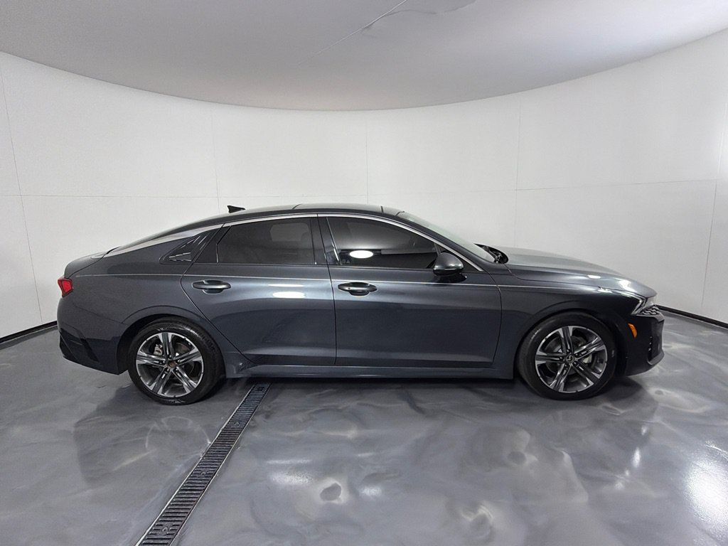 Used 2021 Kia K5 EX w/ EX Premium Package FWD image 4