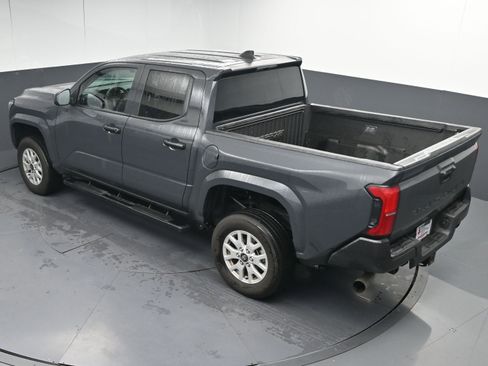 Used 2025 Toyota Tacoma SR image 27