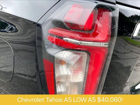 Used 2022 Chevrolet Tahoe LT w/ Luxury Package RWD image 31