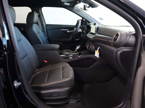 New 2024 Chevrolet Blazer Premier w/ Driver Confidence II Package image 21