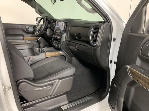 Used 2020 Chevrolet Silverado 1500 LT Trail Boss image 36