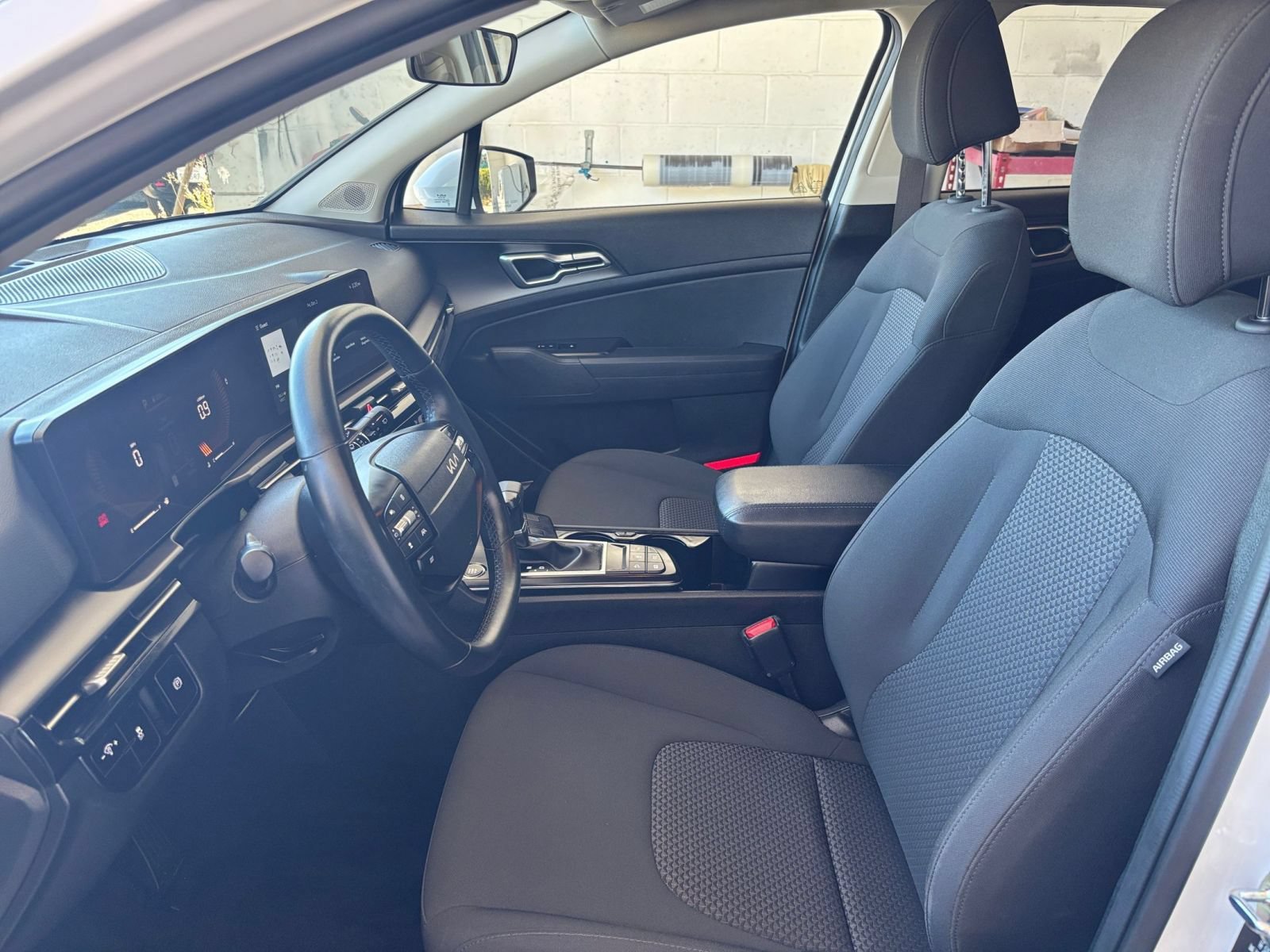 Used 2026 Kia Sportage LX FWD image 26