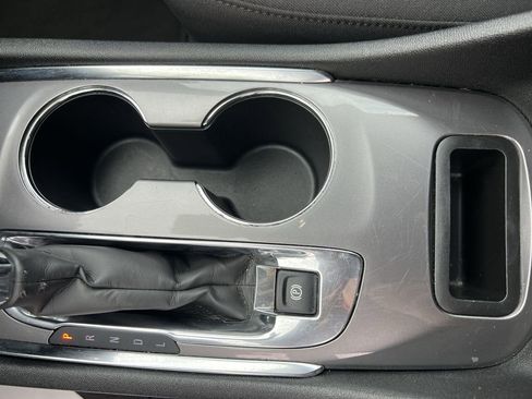 Used 2024 Chevrolet Malibu LT image 29