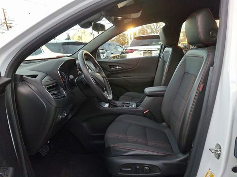 Used 2022 Chevrolet Equinox RS image 13