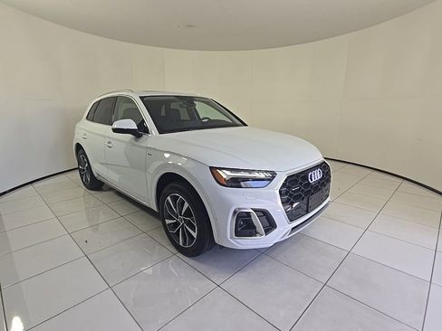 Used 2024 Audi Q5 2.0T Prestige AWD/4WD image 3