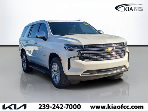 Used 2022 Chevrolet Tahoe Premier RWD image 1