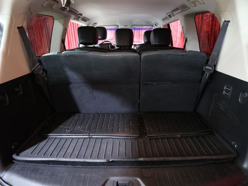 Used 2017 Nissan Armada SL w/ Interior Lighting Package RWD image 27